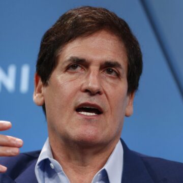 Mark Cuban downplays crypto prices and NFTs, touts blockchain's potential, and shares advice for founders in a new interview. Here are the 8 best quotes.