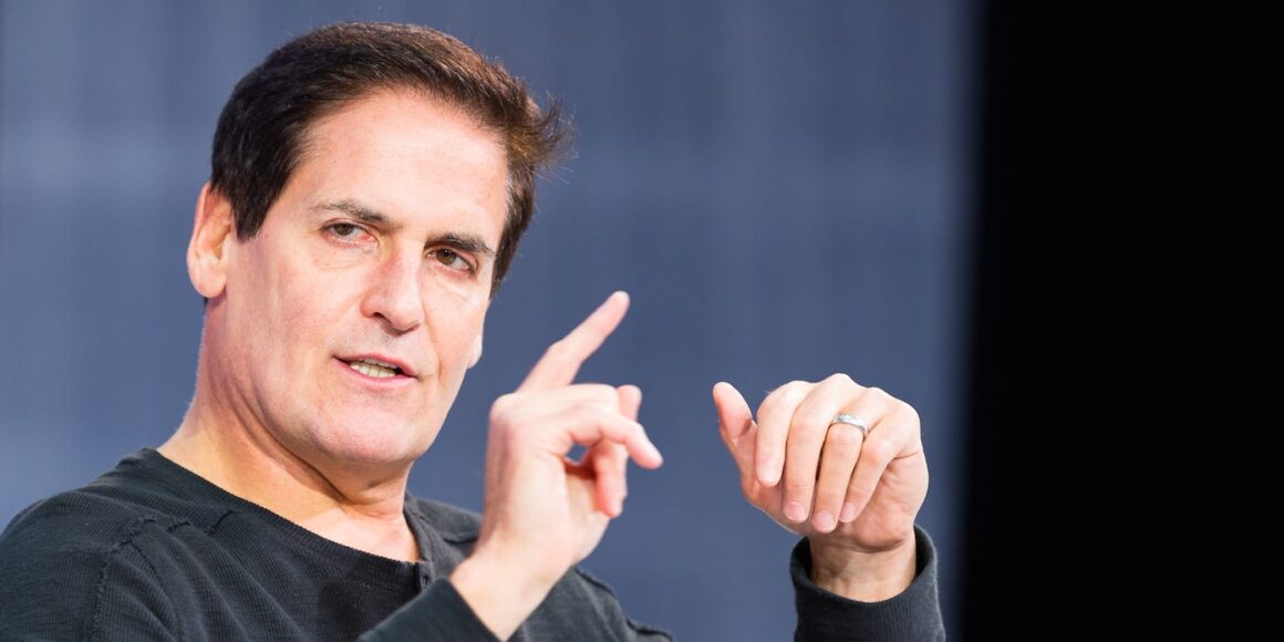 Mark Cuban compares the hype and doubts around crypto to the internet's early days — and predicts a downturn will highlight the best opportunities in the space