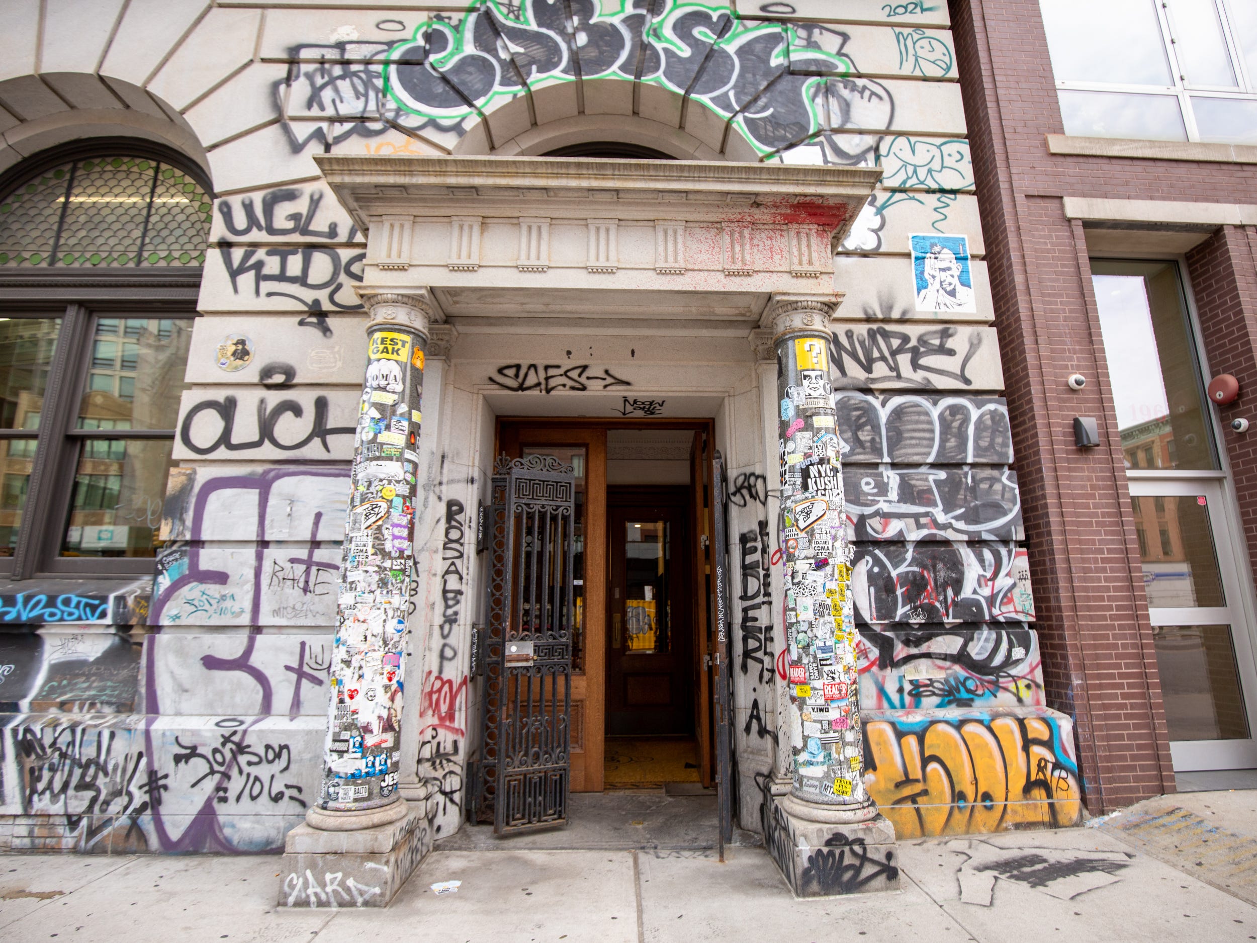 A building covered in graffiti