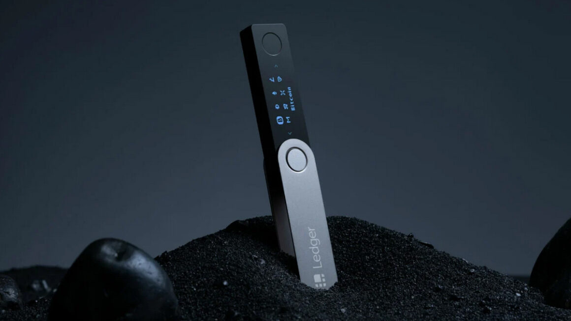 Ledger and Etana team up to provide secure crypto custody