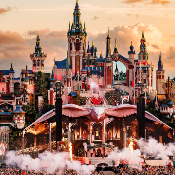 Tomorrowland’s Web3 Success: A Paradigm Shift in Festival Engagement Through NFTs